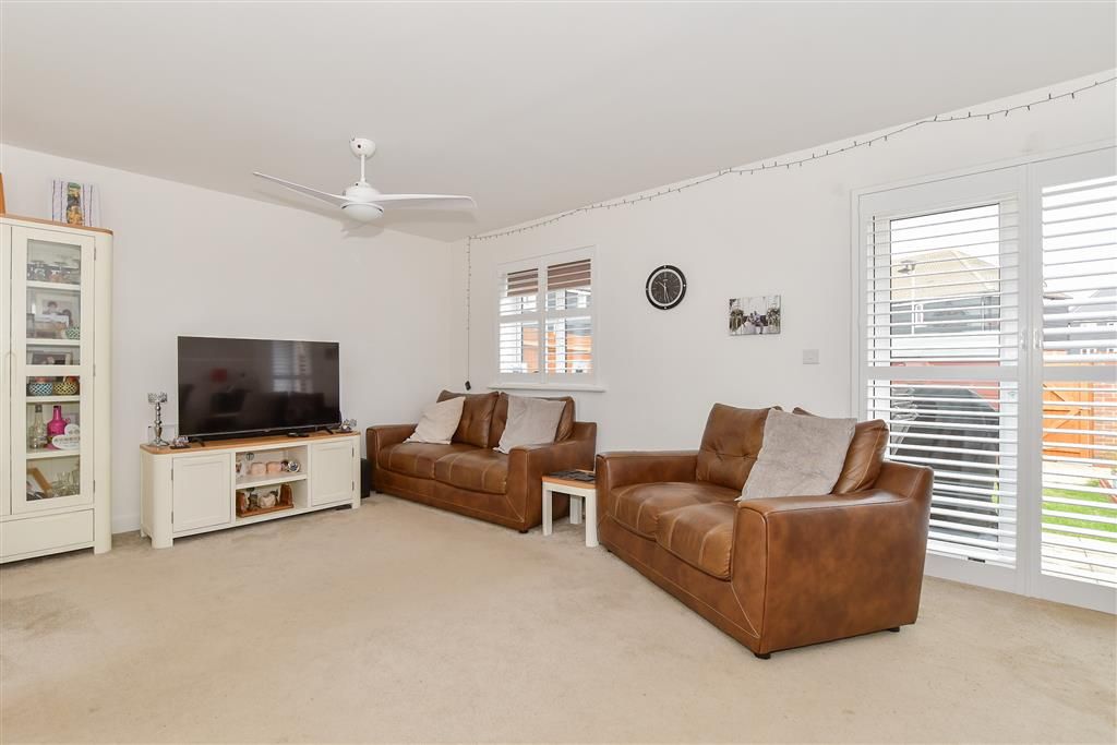 Property photo 2 of 10 Lounge/Dining Room
