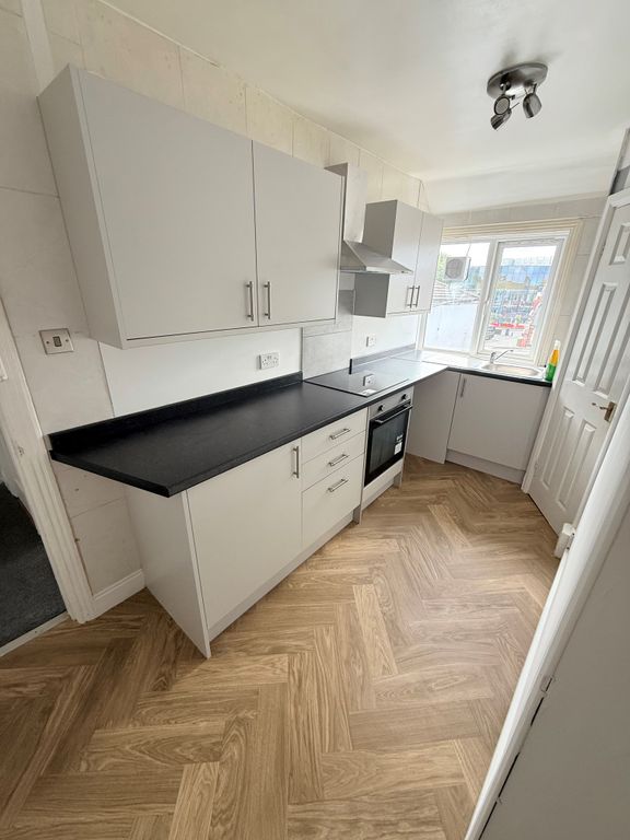 Property photo 1 of 6 New Kitchen