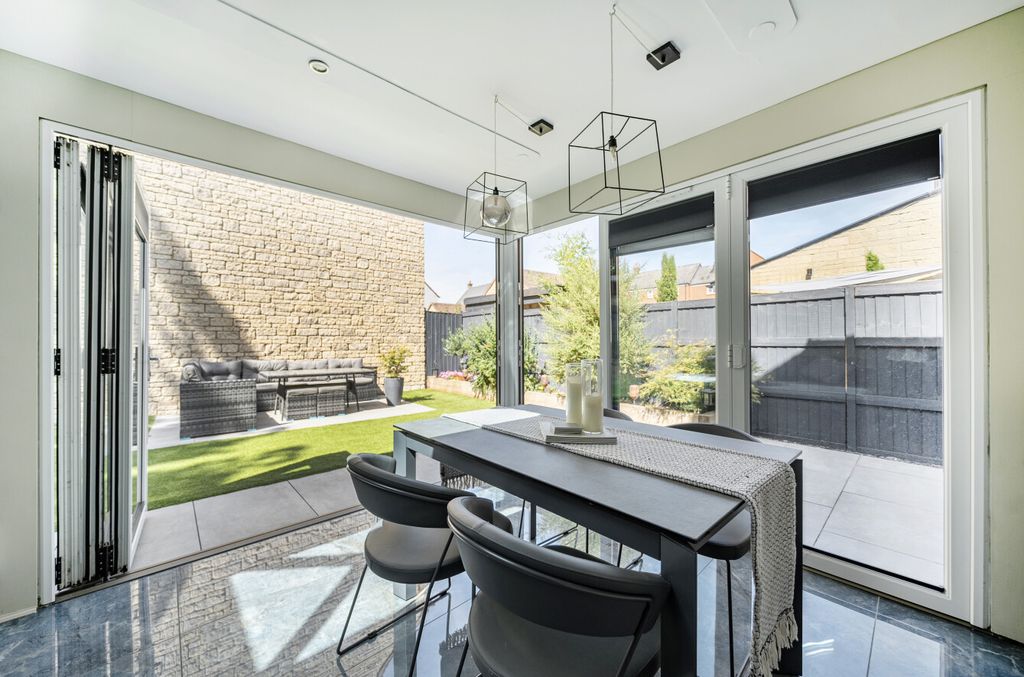 Property photo 3 of 18 149445219