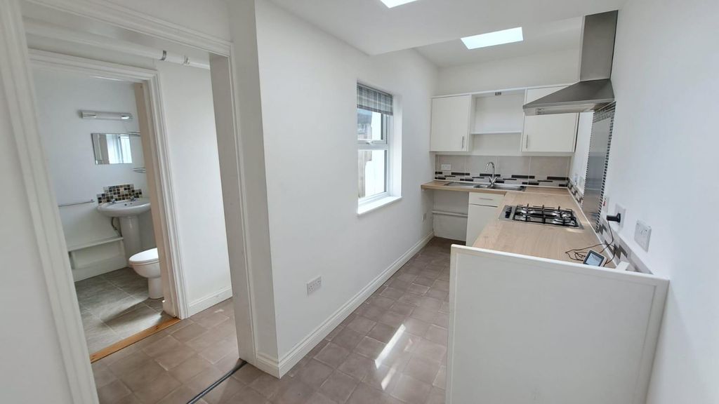 Property photo 2 of 12 Img_2673.Jpg