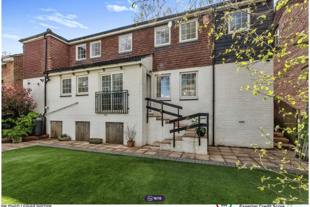 Property photo 3 of 13