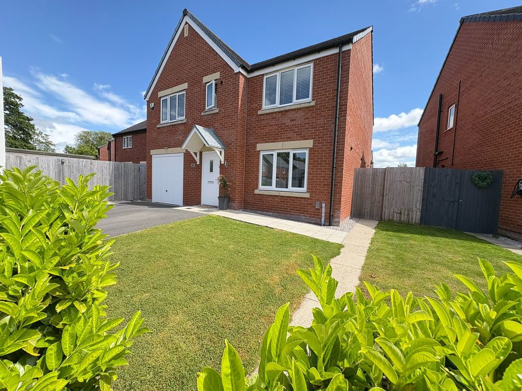 Property photo 1 of 31