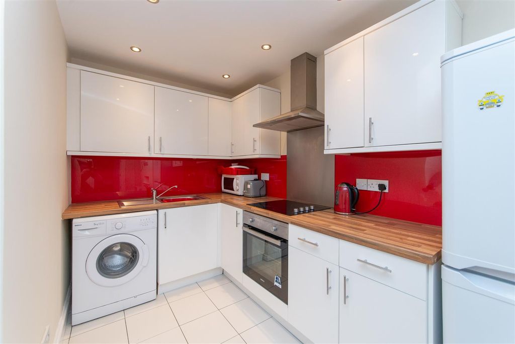 Additional image 14 of 6 bed flat for saleAmble Grove, Sandyford, Newcastle Upon Tyne NE2