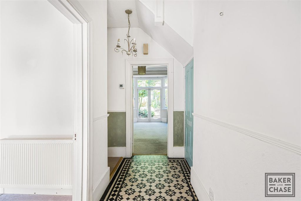Property photo 2 of 26 Hallway