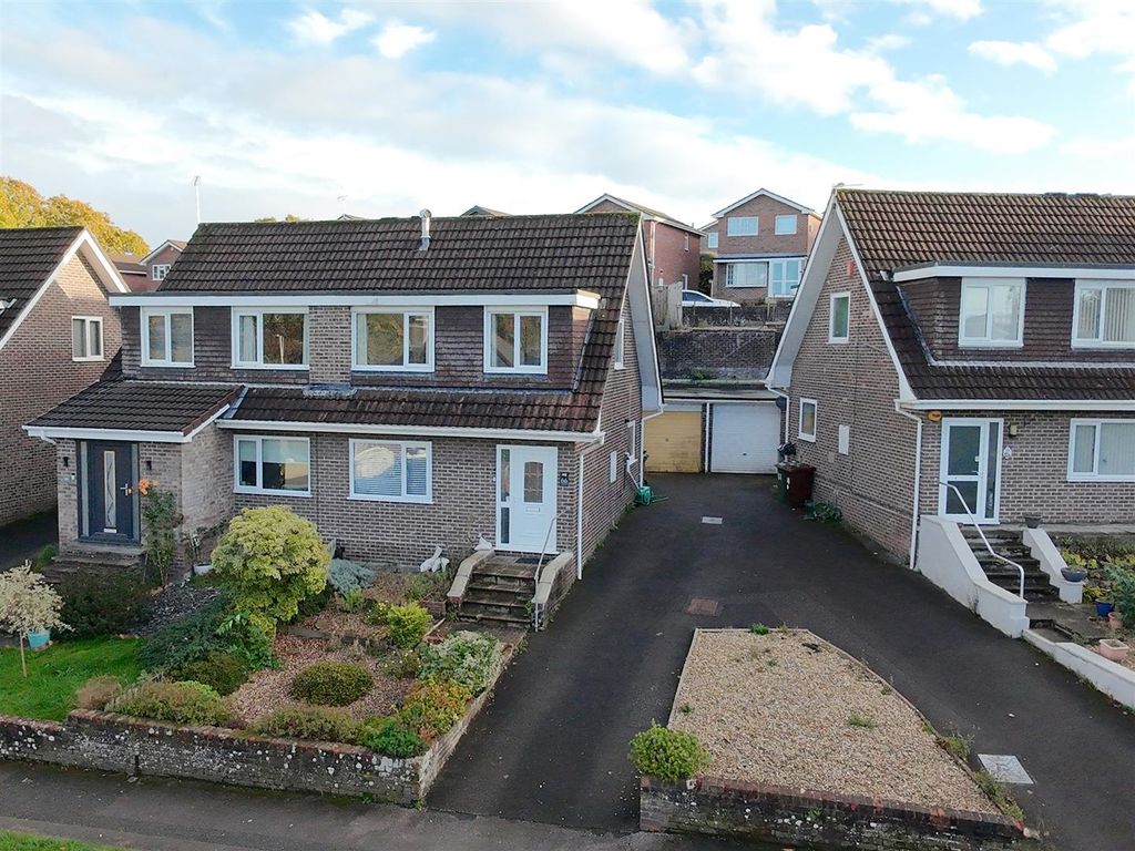 Property photo 1 of 13 Dji_20251029154012_0001_D.Jpg