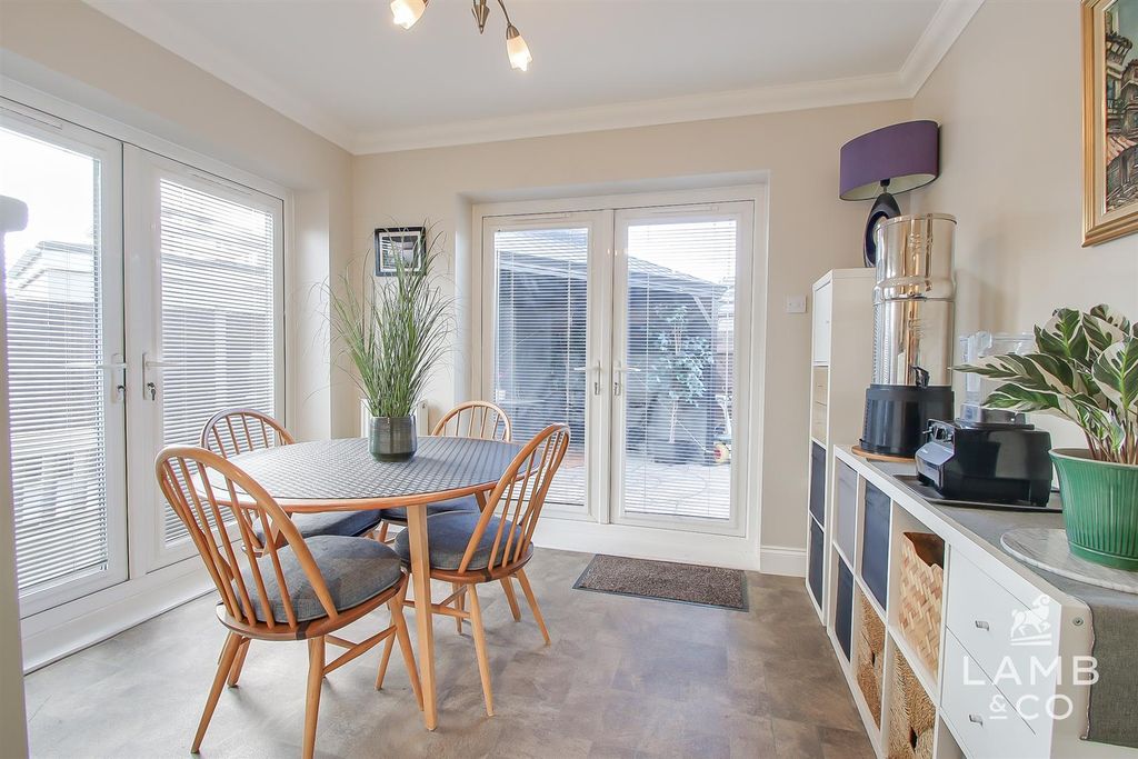 Property photo 3 of 29 Img_5071-Img_5075.Jpeg