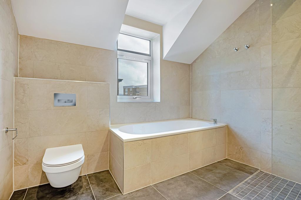 Property photo 3 of 12 0 General