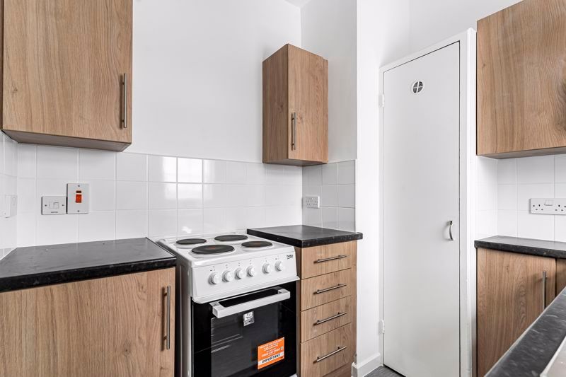 Property photo 3 of 11 Photo 9