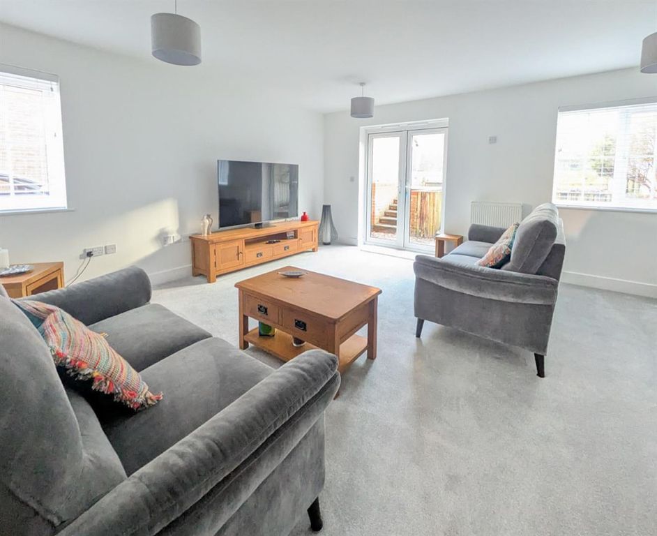 Property photo 3 of 25 1-Img-20251112-Wa0069.Jpg