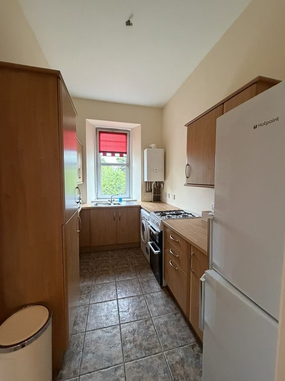 Property photo 3 of 6 48  Ws 5