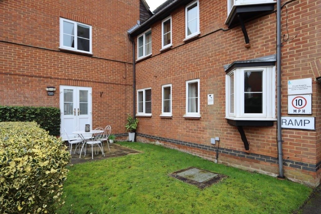 Property photo 2 of 11