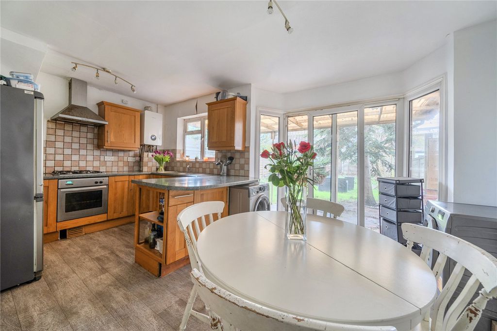 Property photo 3 of 18 Picture No. 14