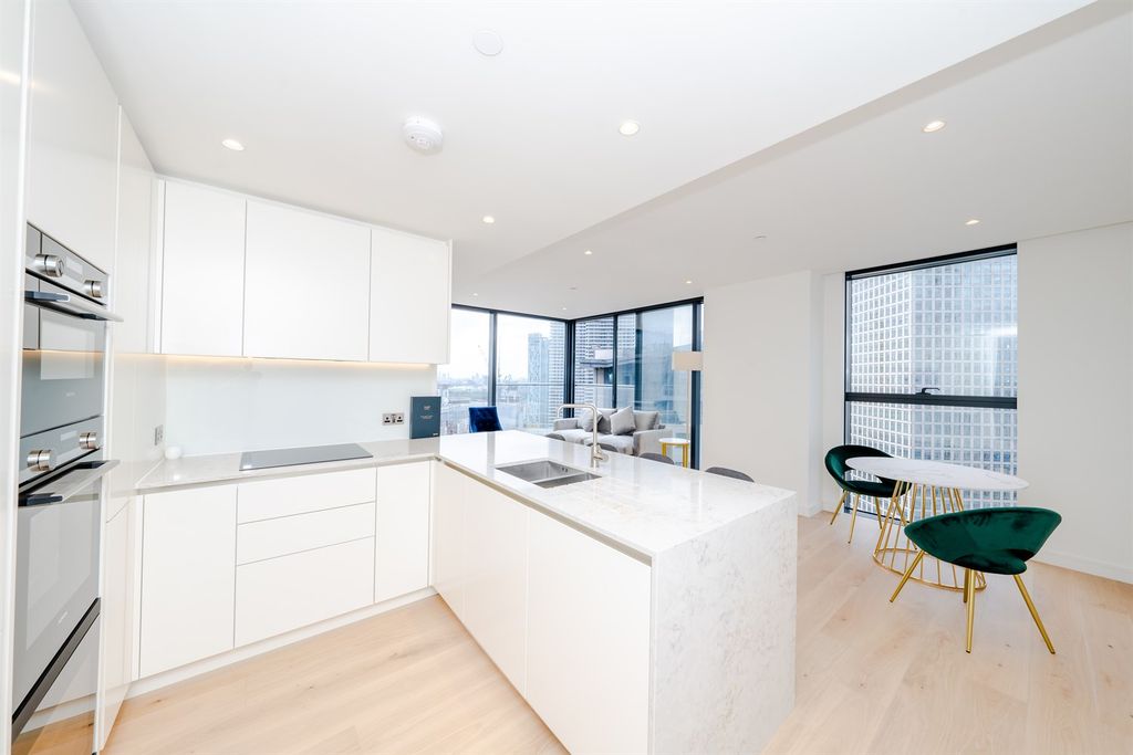 Property photo 1 of 26 (Main)