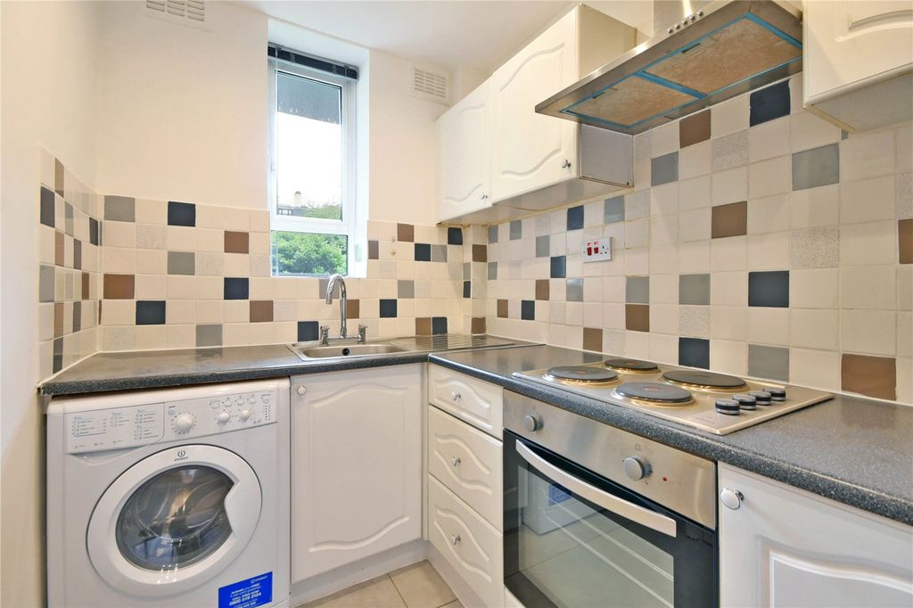 Property photo 2 of 15 Picture No. 03