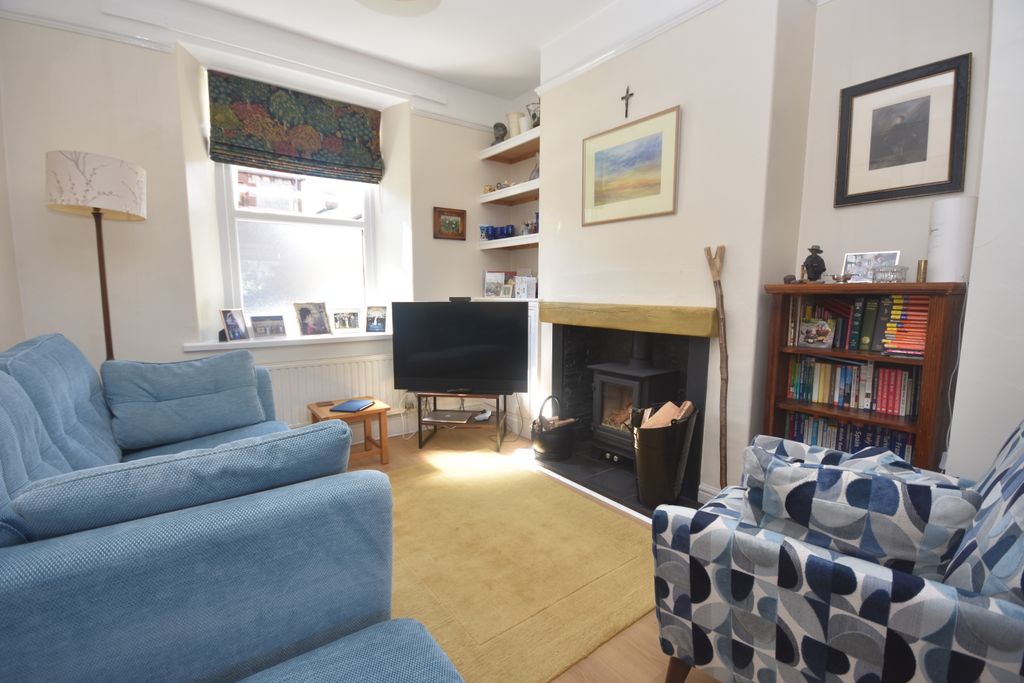 Property photo 2 of 13
