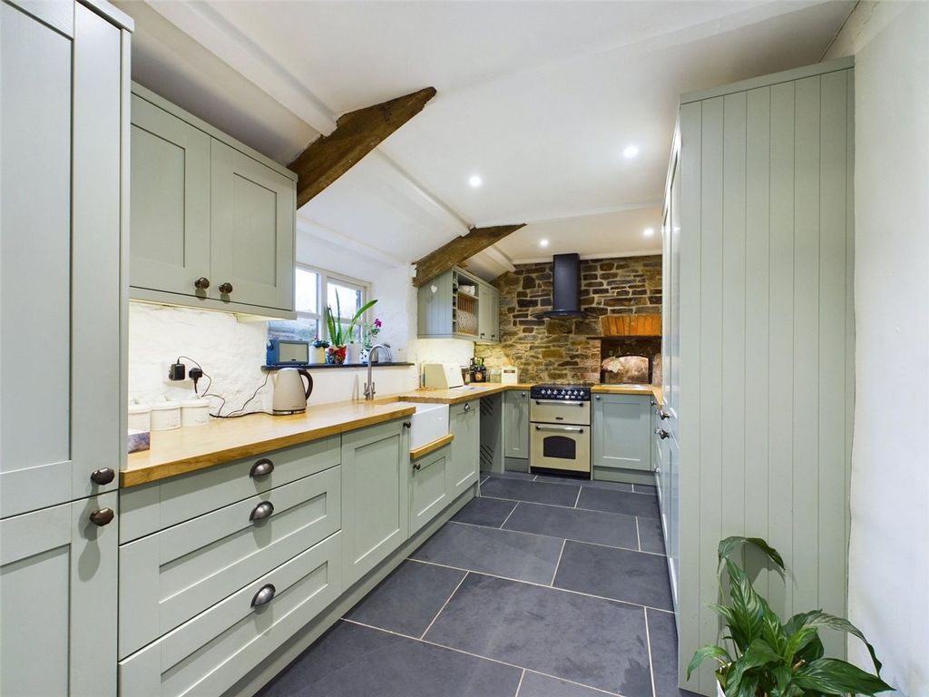 Property photo 2 of 13 Picture No. 03