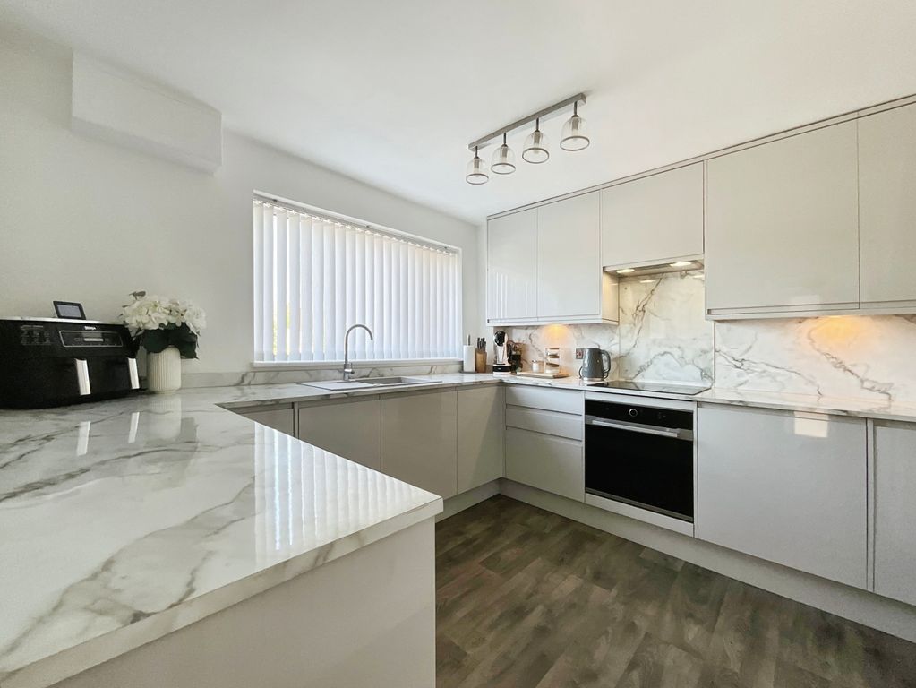Property photo 2 of 20 Img_5995