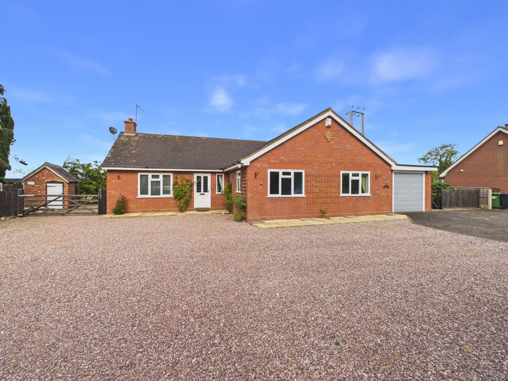 Property photo 1 of 24 Cam01445G0-Pr0898-Still019