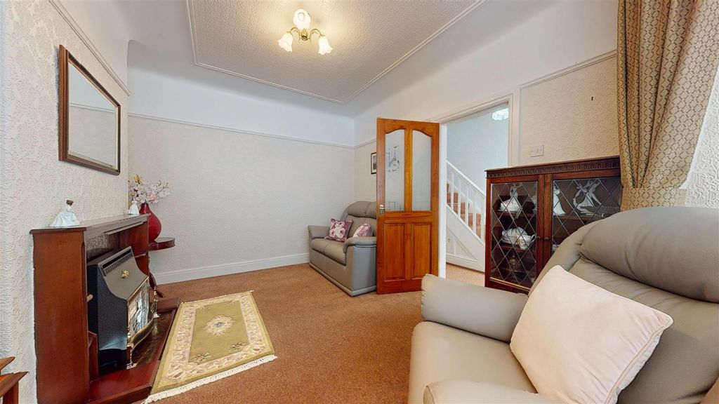 Property photo 2 of 22 Knowsley Road Reception Room
