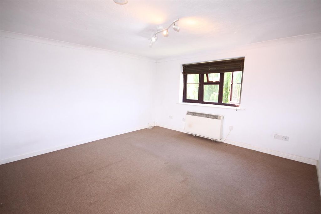 Property photo 2 of 6 Img_2119.Jpg