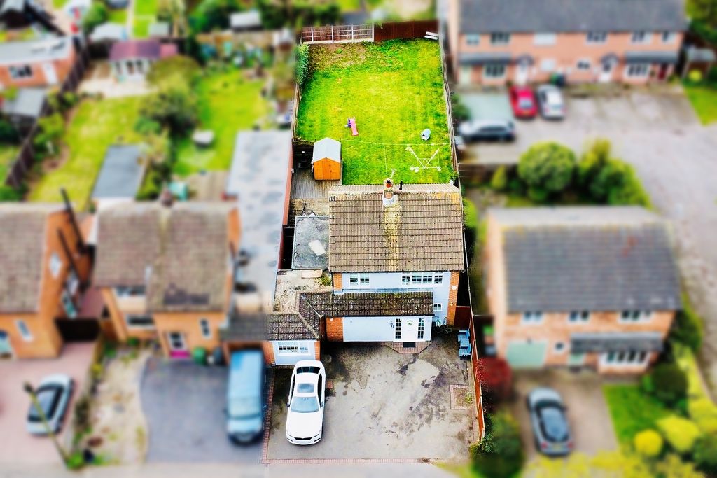 Property photo 2 of 23