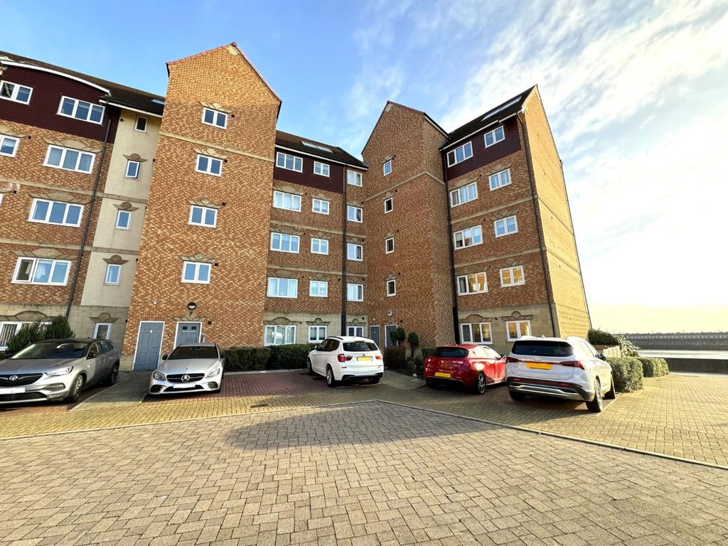 Property photo 1 of 33 External