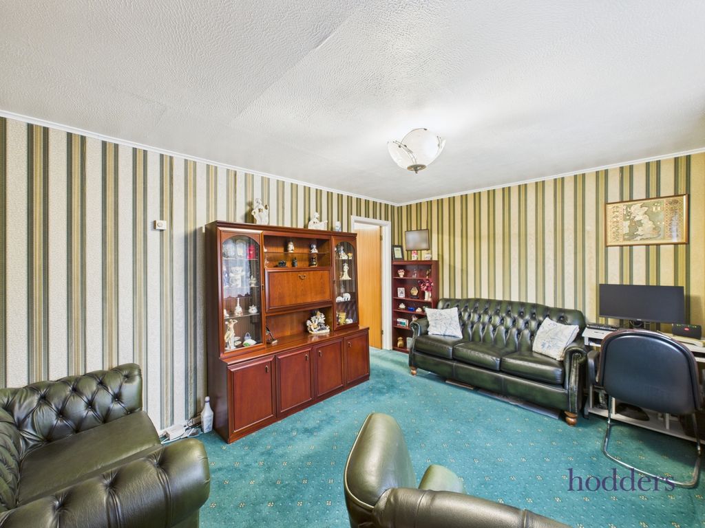 Property photo 2 of 16 Picture No. 19