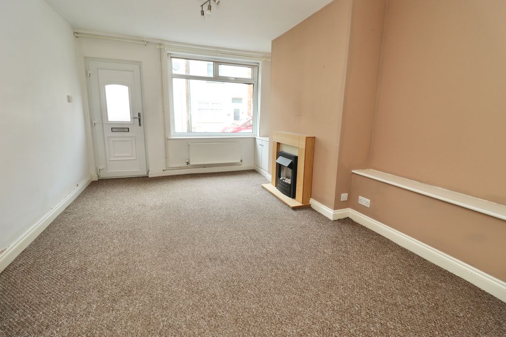 Property photo 3 of 13 Img_4159