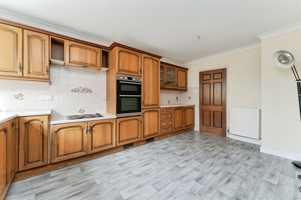 Additional image 5 of 3 bed detached bungalow for saleWisbech Road, March PE15