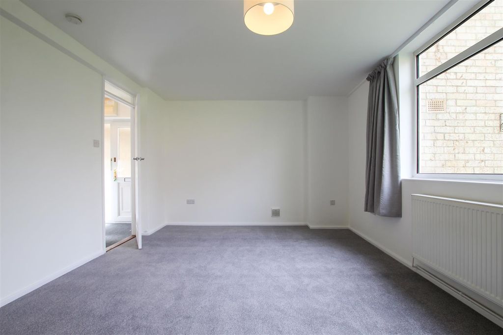 Property photo 3 of 8 Img_3772.Jpg