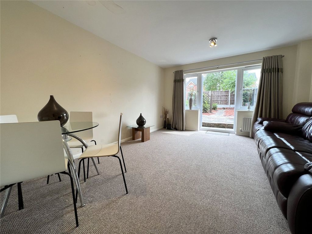 Property photo 2 of 29 Picture No. 01