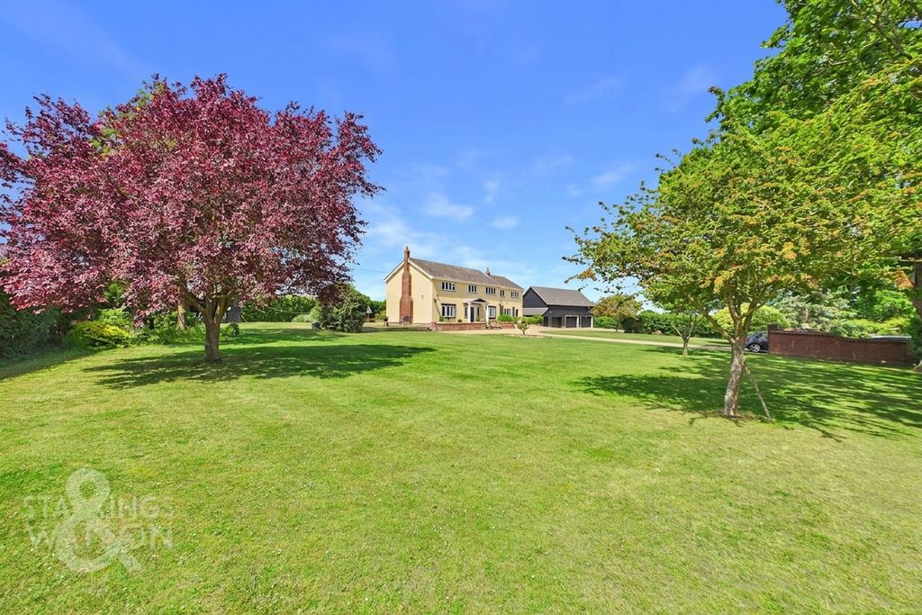 Property photo 1 of 46