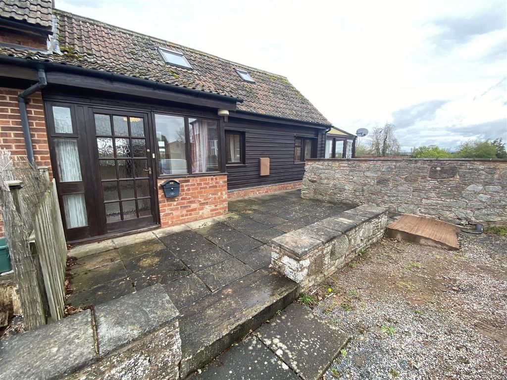 Property photo 1 of 20