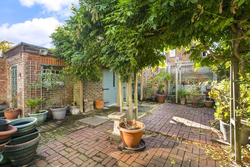 Property photo 2 of 24 Photo 9