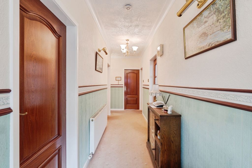 Property photo 2 of 18 Pbox-Img.Jpg