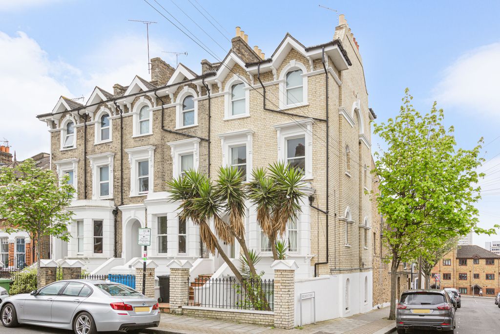 Property photo 1 of 7
