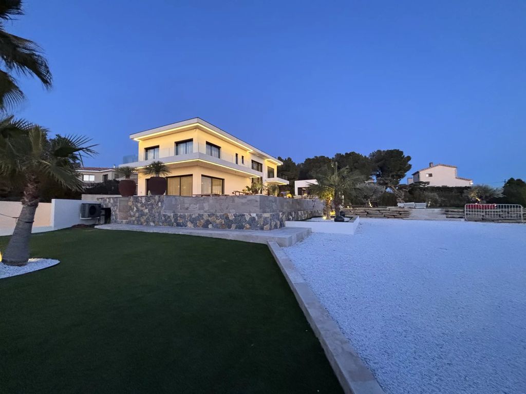 Property photo 2 of 2