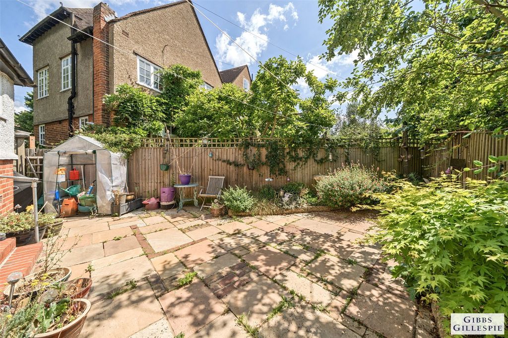 Property photo 3 of 14 Picture No. 01