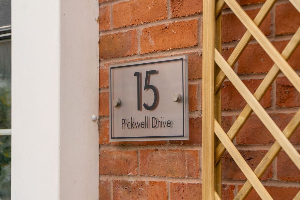 Property photo 2 of 38