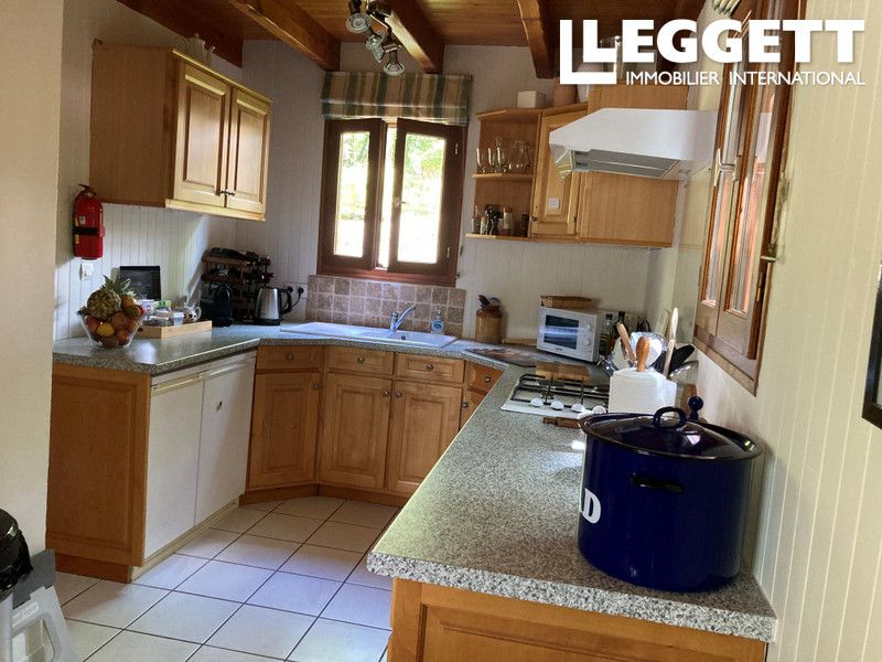 Property photo 3 of 10