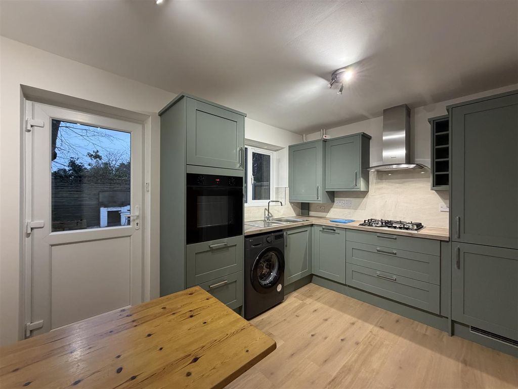 Property photo 3 of 17 Img_2744.Jpg