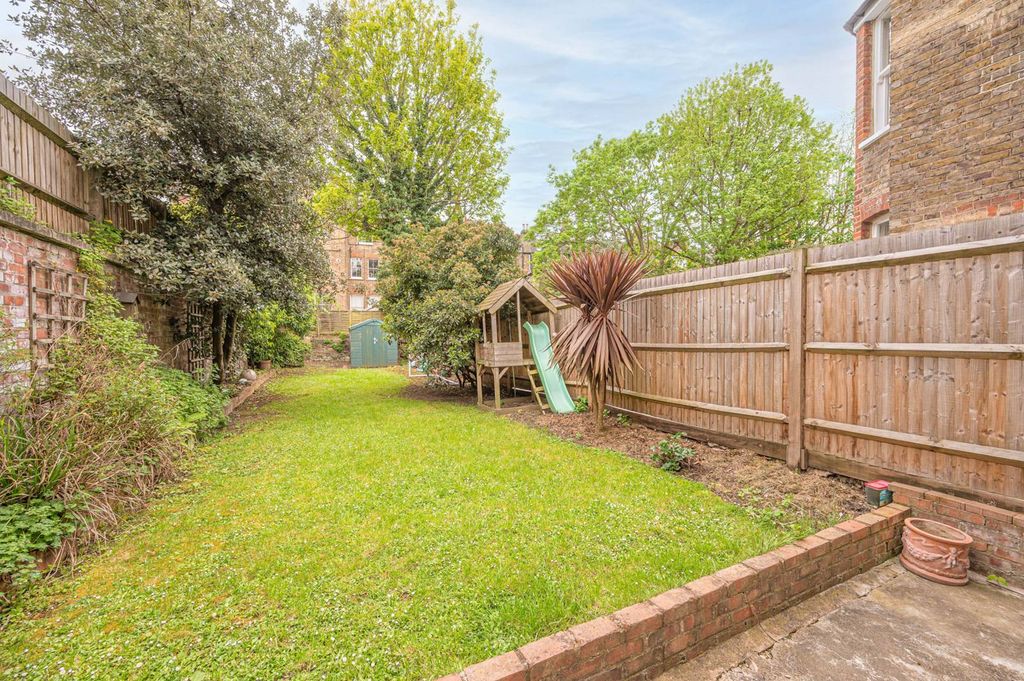 Property photo 2 of 7