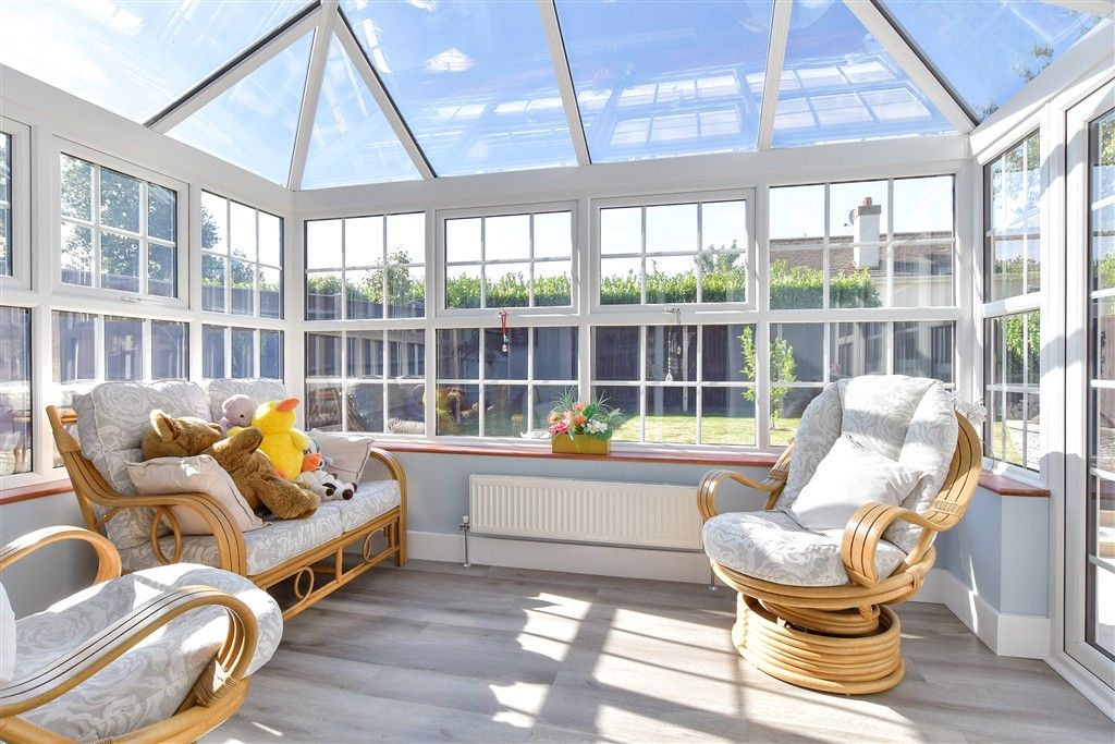 Property photo 1 of 16 Conservatory