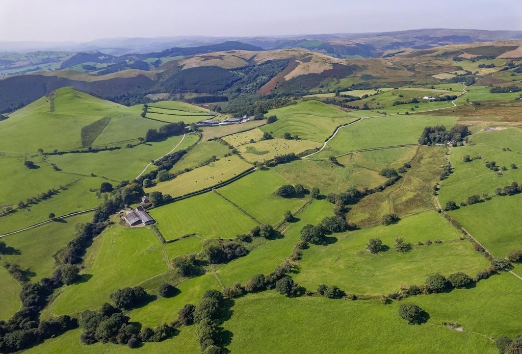 Property photo 2 of 15 Dji_0666-2.Jpg