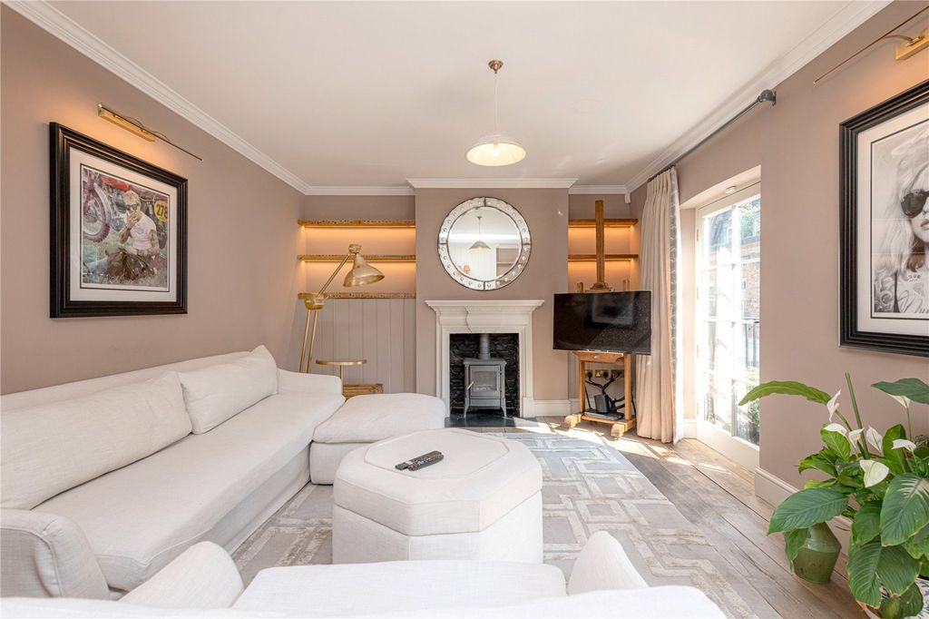 Property photo 2 of 20 Reception Room