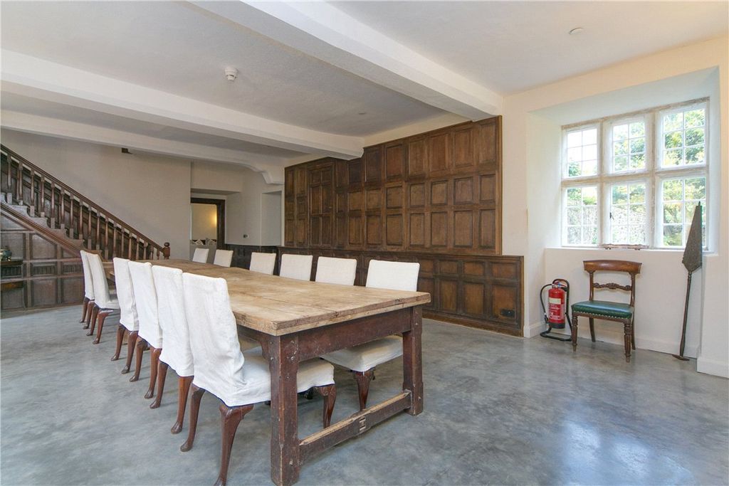 Property photo 2 of 70 Picture No. 71