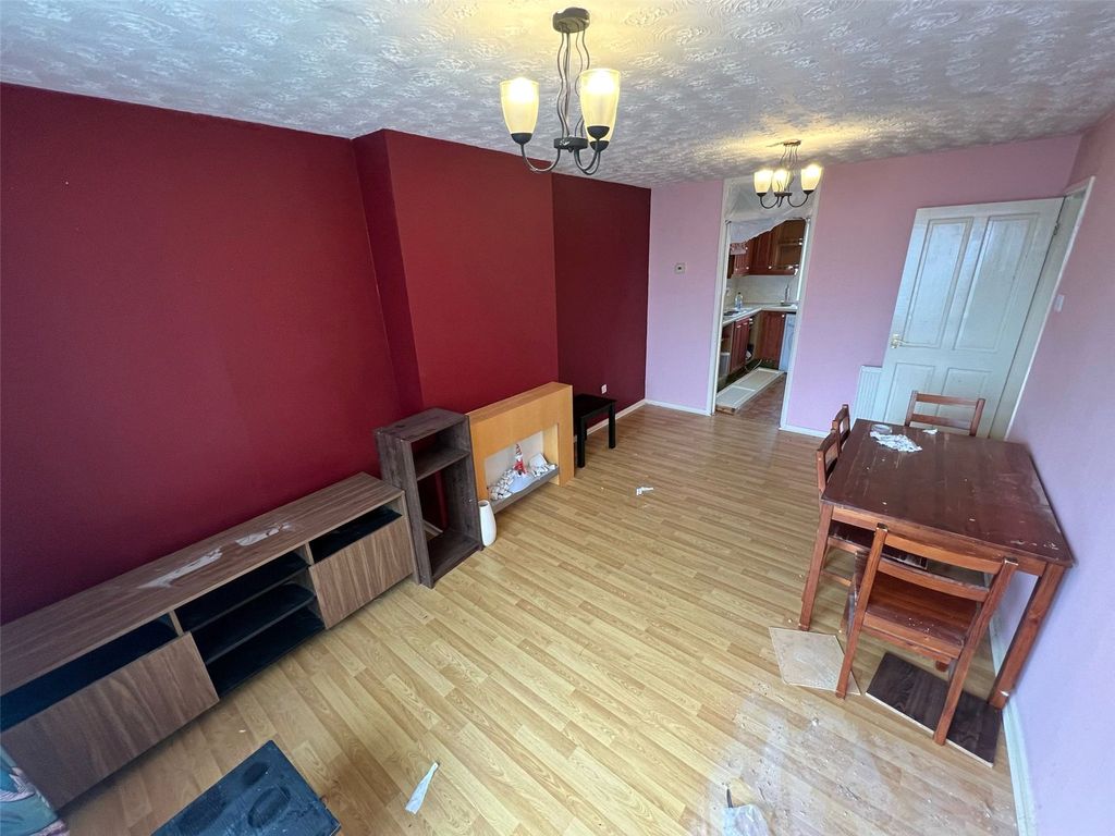 Property photo 2 of 10 Picture No. 08