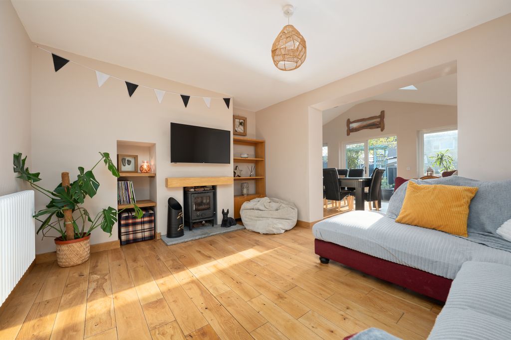 Property photo 2 of 33 Property Image 2