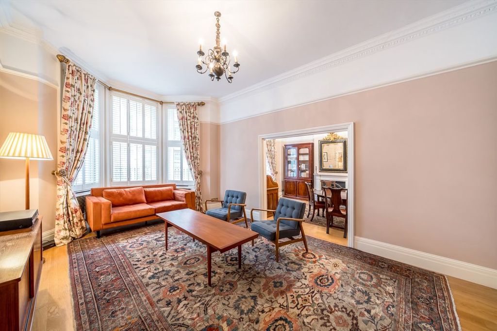 Property photo 3 of 8