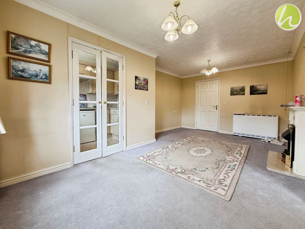 Property photo 2 of 15